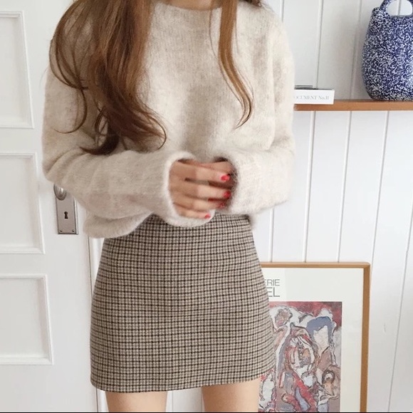 Crew Neck Knit Sweater - Picture 9 of 16